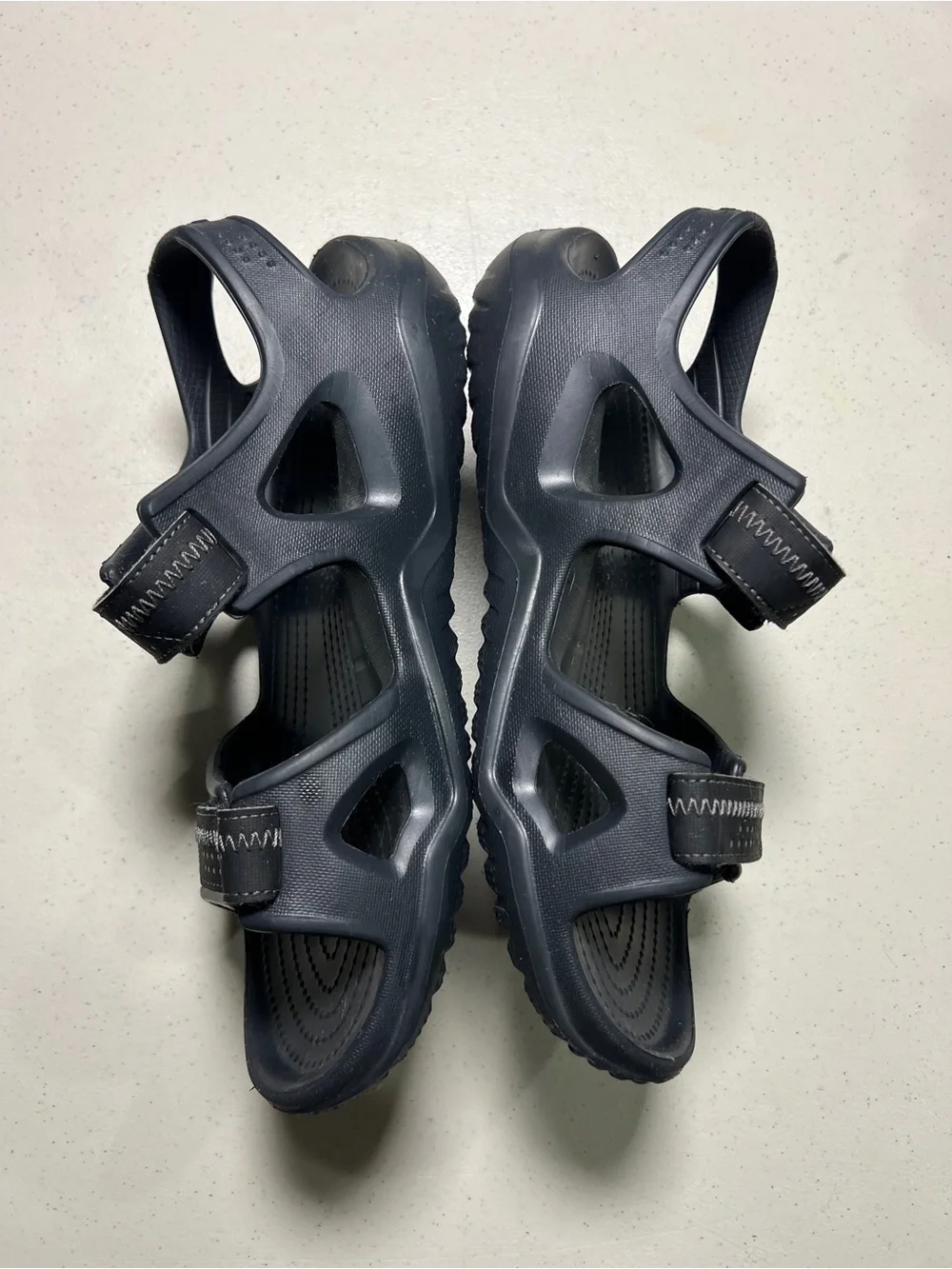 Crocs Swiftwater River Men's Sz 10 Black Hook & Loop Sandals